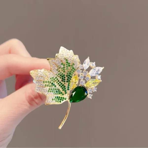 Vintage Green Crystal Maple Leaves Brooches - Image 4