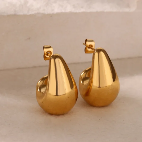 Niobe Earring - Image 8