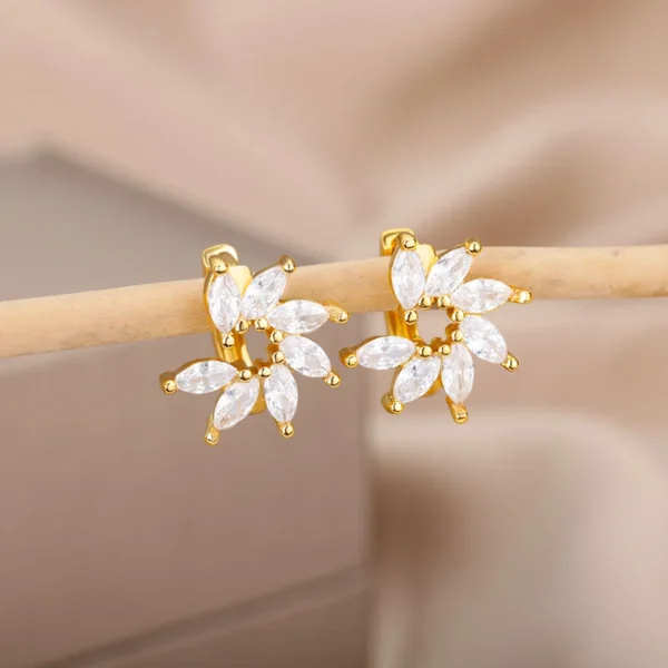 Galatea Earring - Image 5