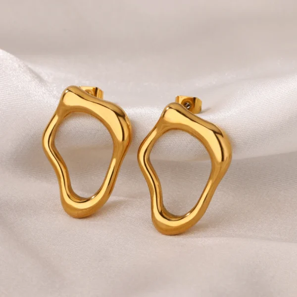 Niobe Earring - Image 5