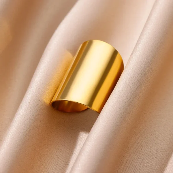 Ada Ring - Image 5