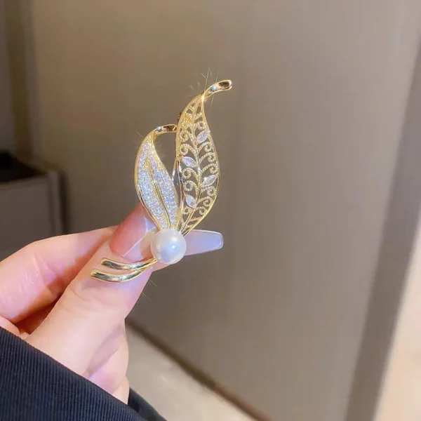 Sika Deer Brooch Pin - Image 16