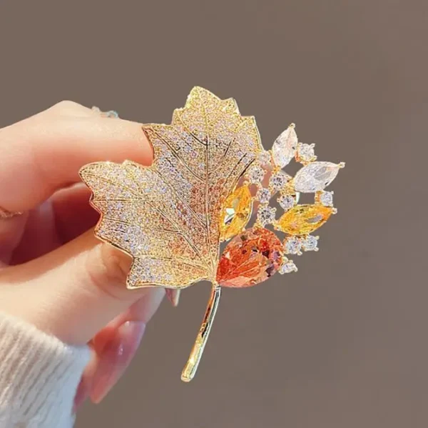 Vintage Green Crystal Maple Leaves Brooches - Image 5