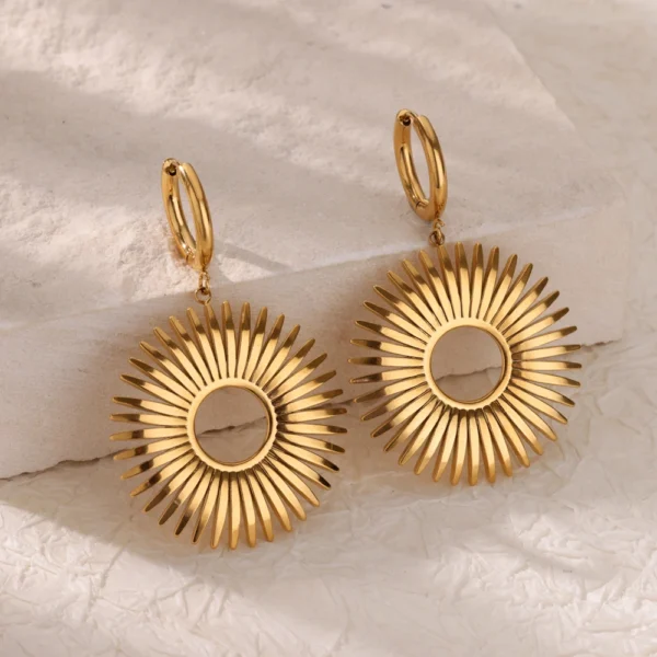 Callista Earring - Image 4