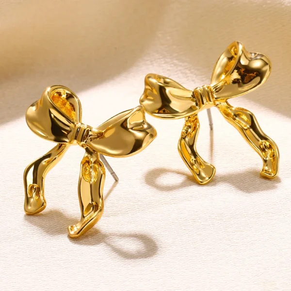 Niobe Earring - Image 9