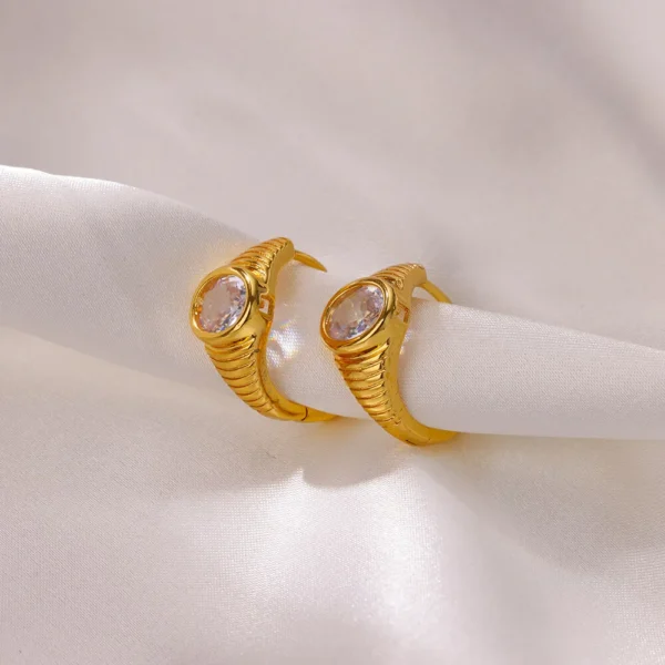 Anastasia Earring